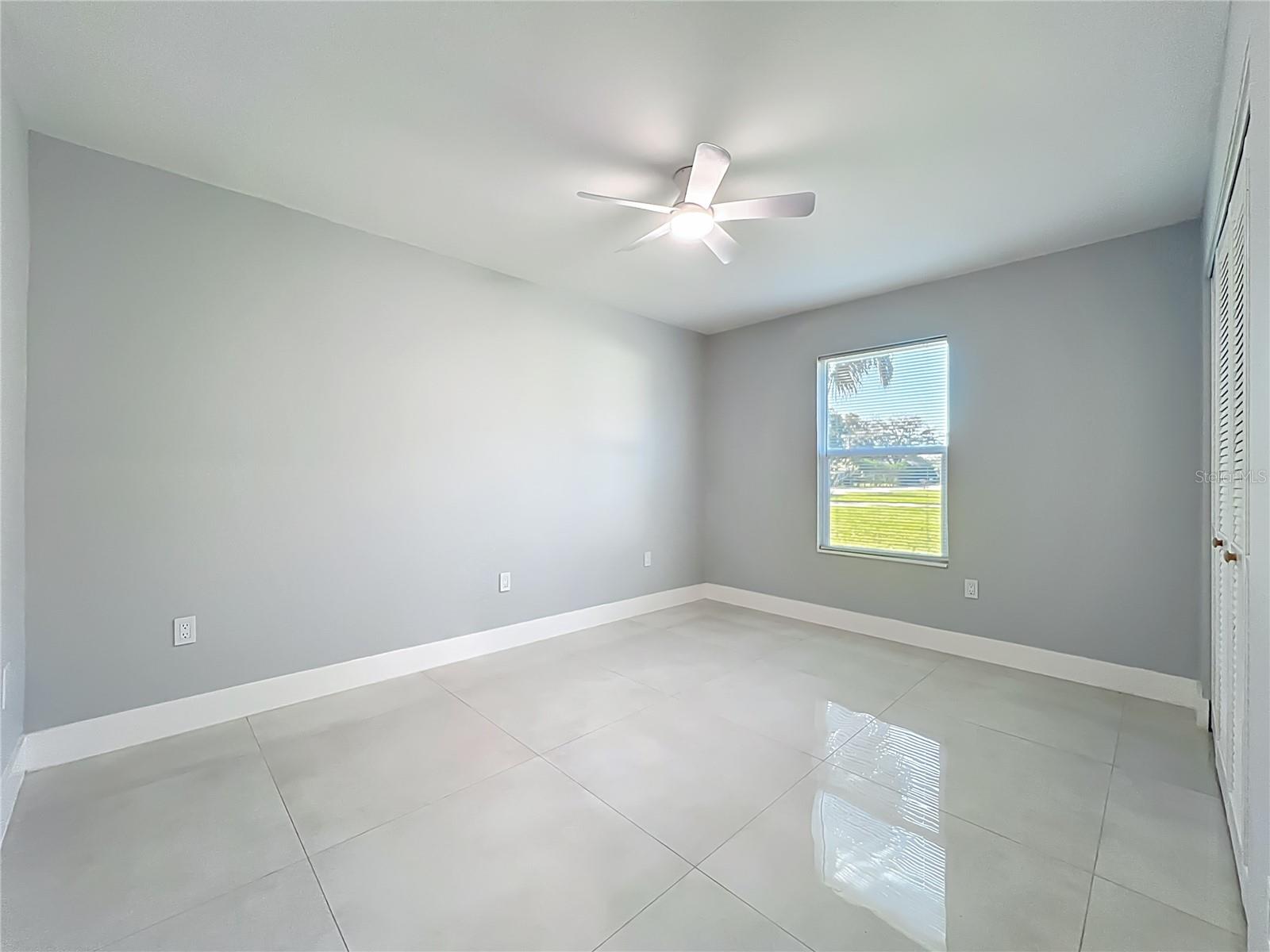 Image 42 of 70 For 1911 Academy Street Ne