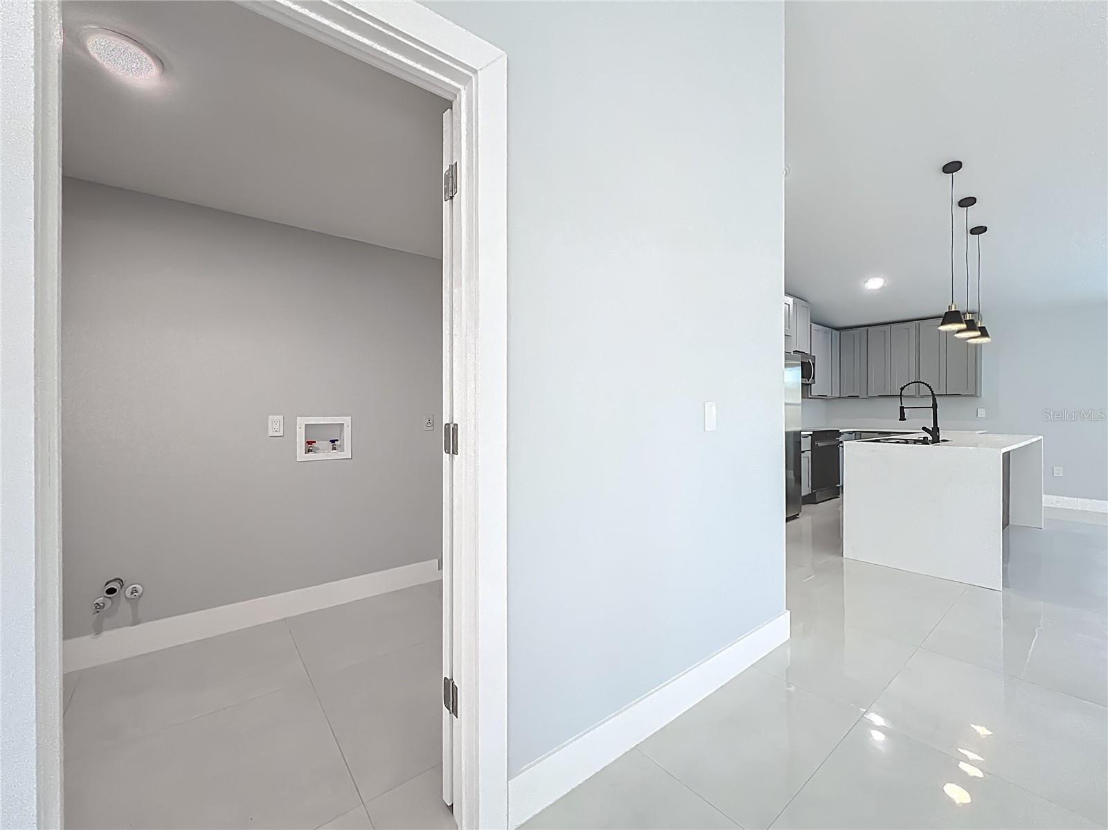 Image 47 of 70 For 1911 Academy Street Ne