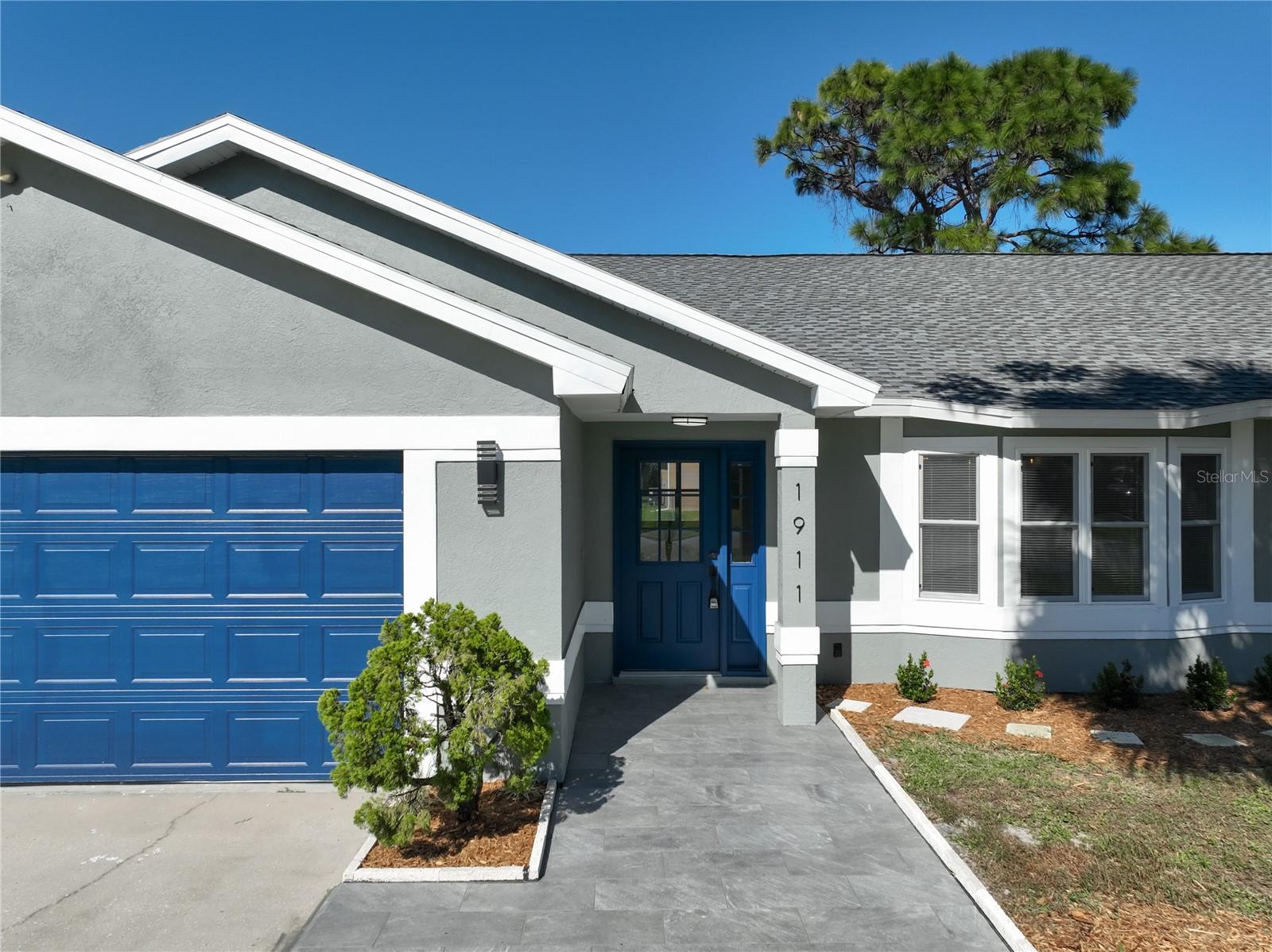 Image 52 of 70 For 1911 Academy Street Ne