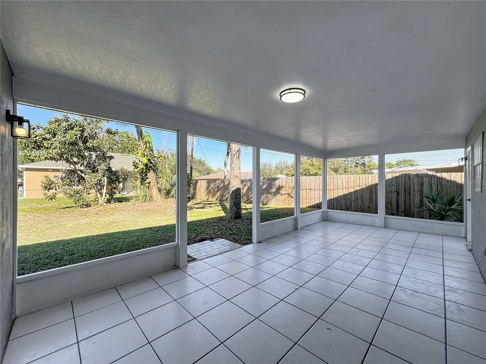 Image 56 of 70 For 1911 Academy Street Ne