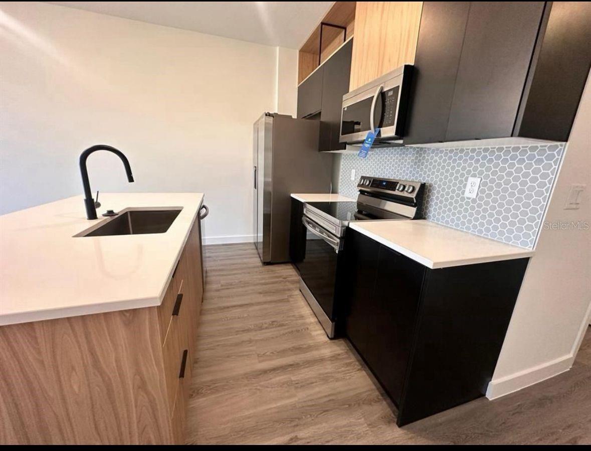 Image 4 of 19 For 3257 Sustainable Way