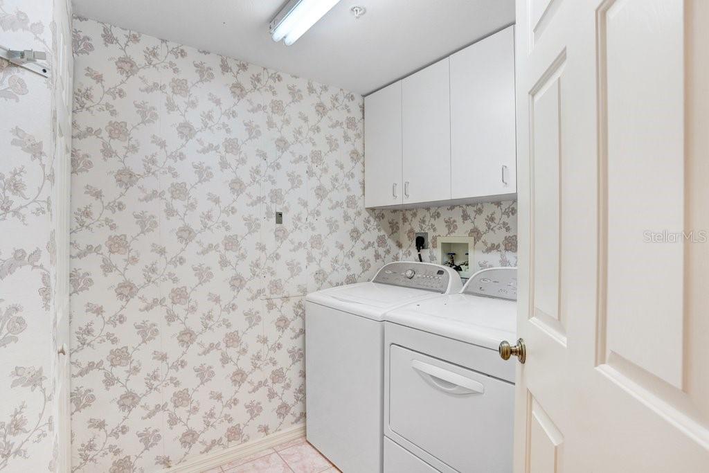 Image 16 of 24 For 6475 Shoreline Drive 5101