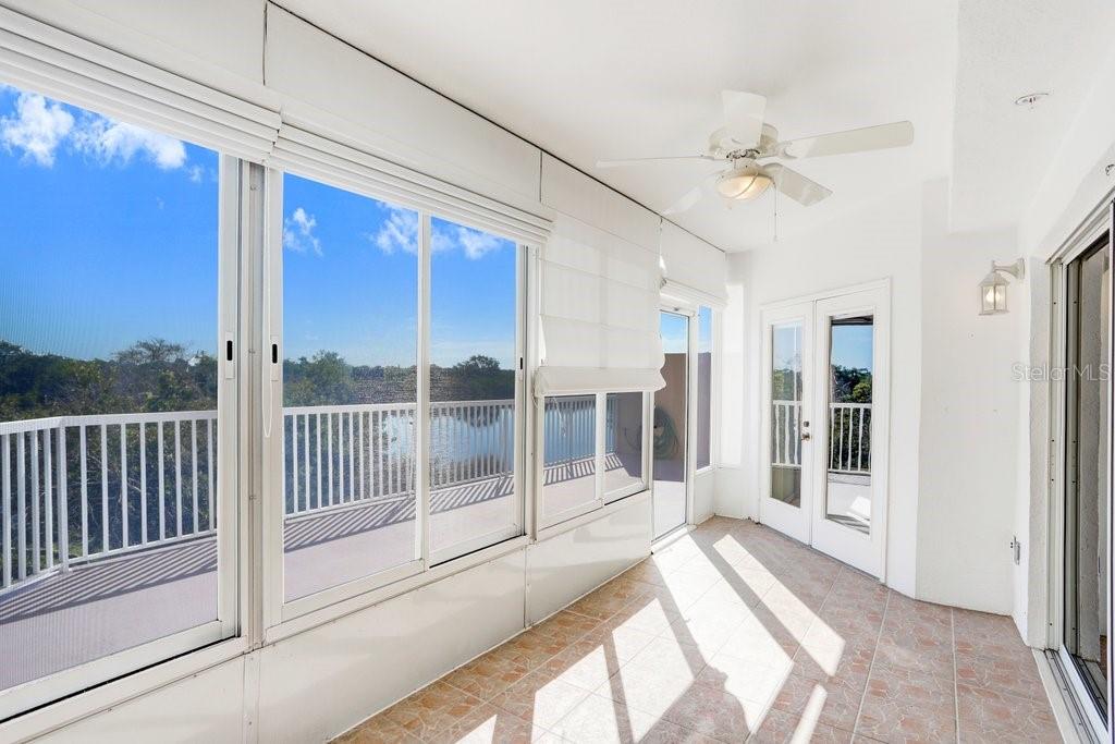 Image 19 of 24 For 6475 Shoreline Drive 5101