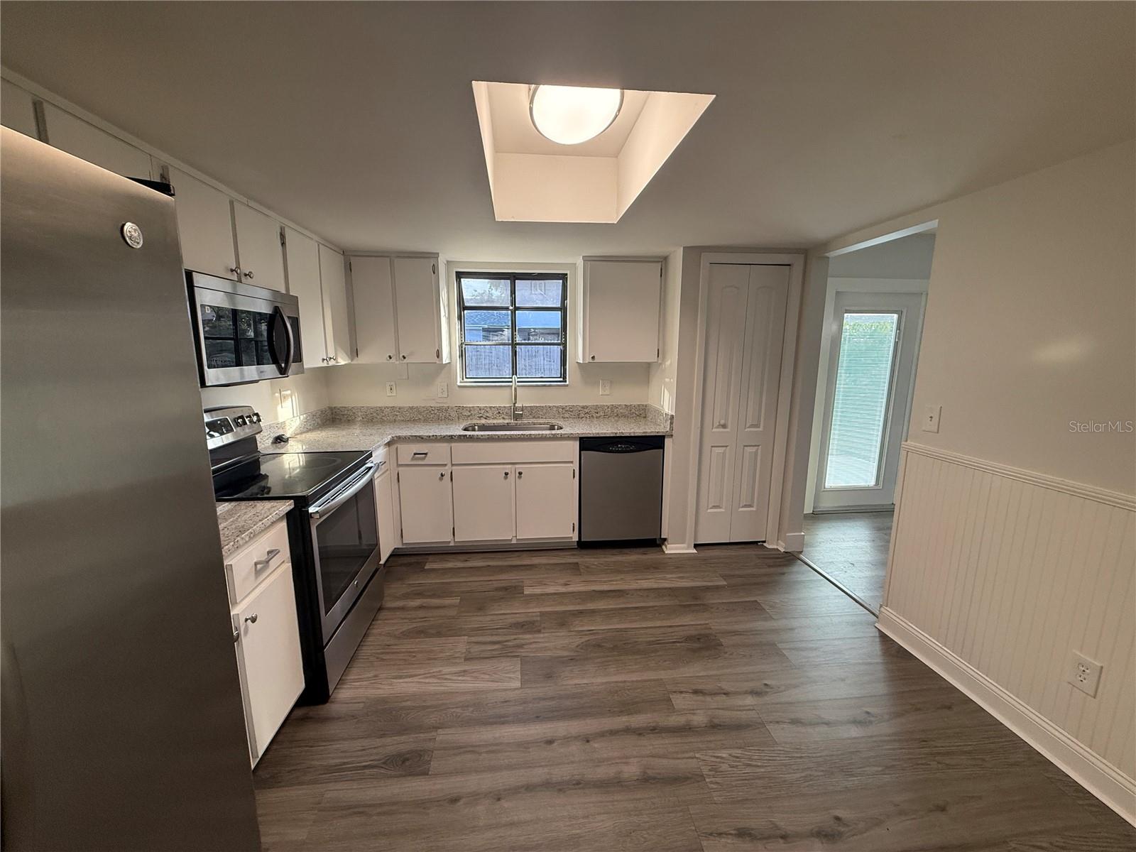 Image 11 of 18 For 9744 Tattersall Avenue