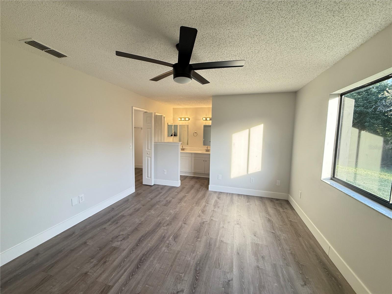 Image 13 of 18 For 9744 Tattersall Avenue