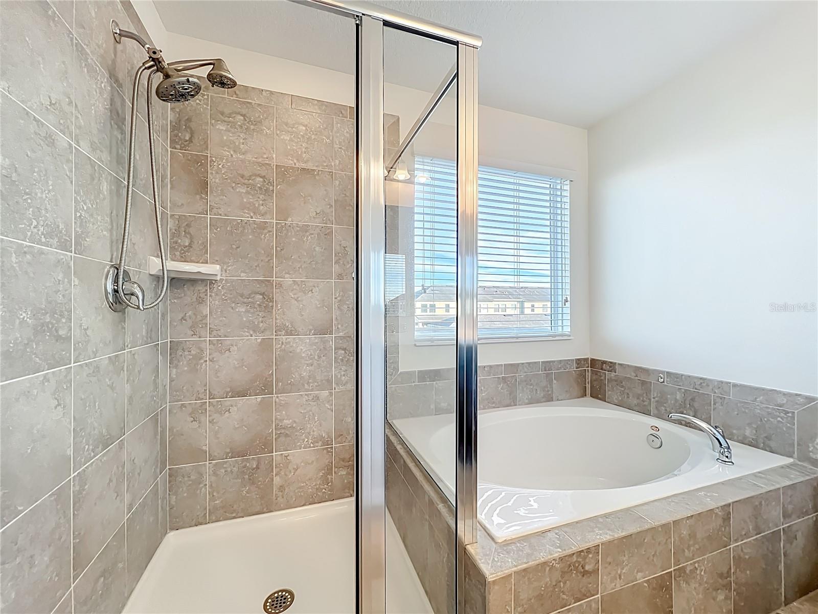 Image 25 of 43 For 8105 Red Stopper Lane