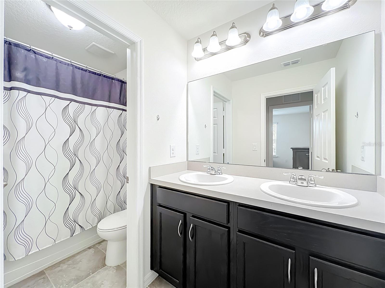 Image 30 of 43 For 8105 Red Stopper Lane