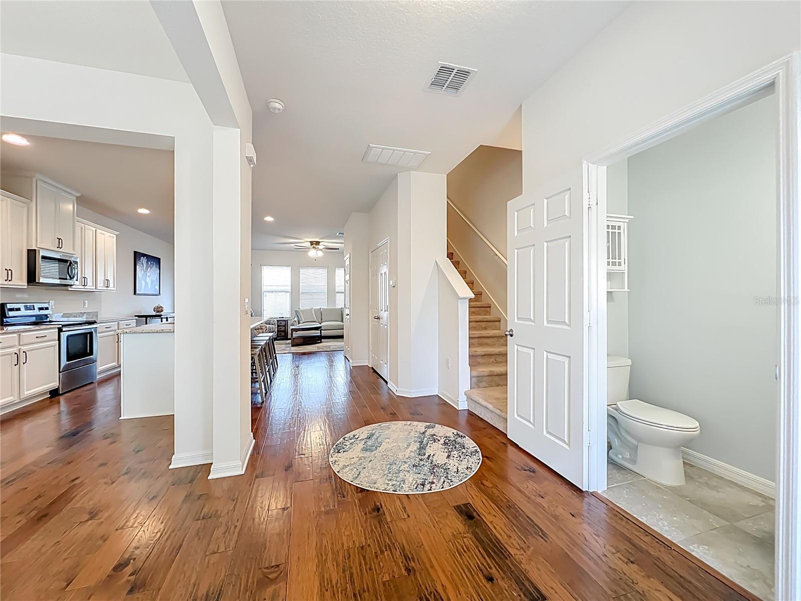 Image 5 of 43 For 8105 Red Stopper Lane