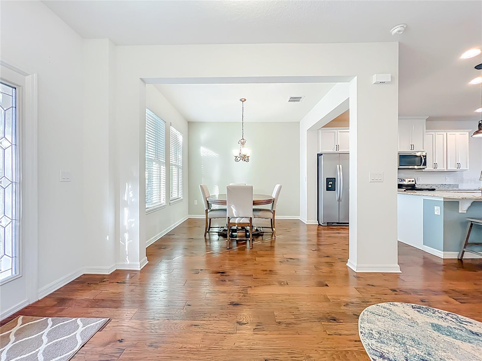 Image 8 of 43 For 8105 Red Stopper Lane