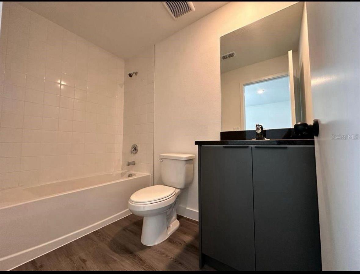 Image 15 of 18 For 3255 Sustainable Way