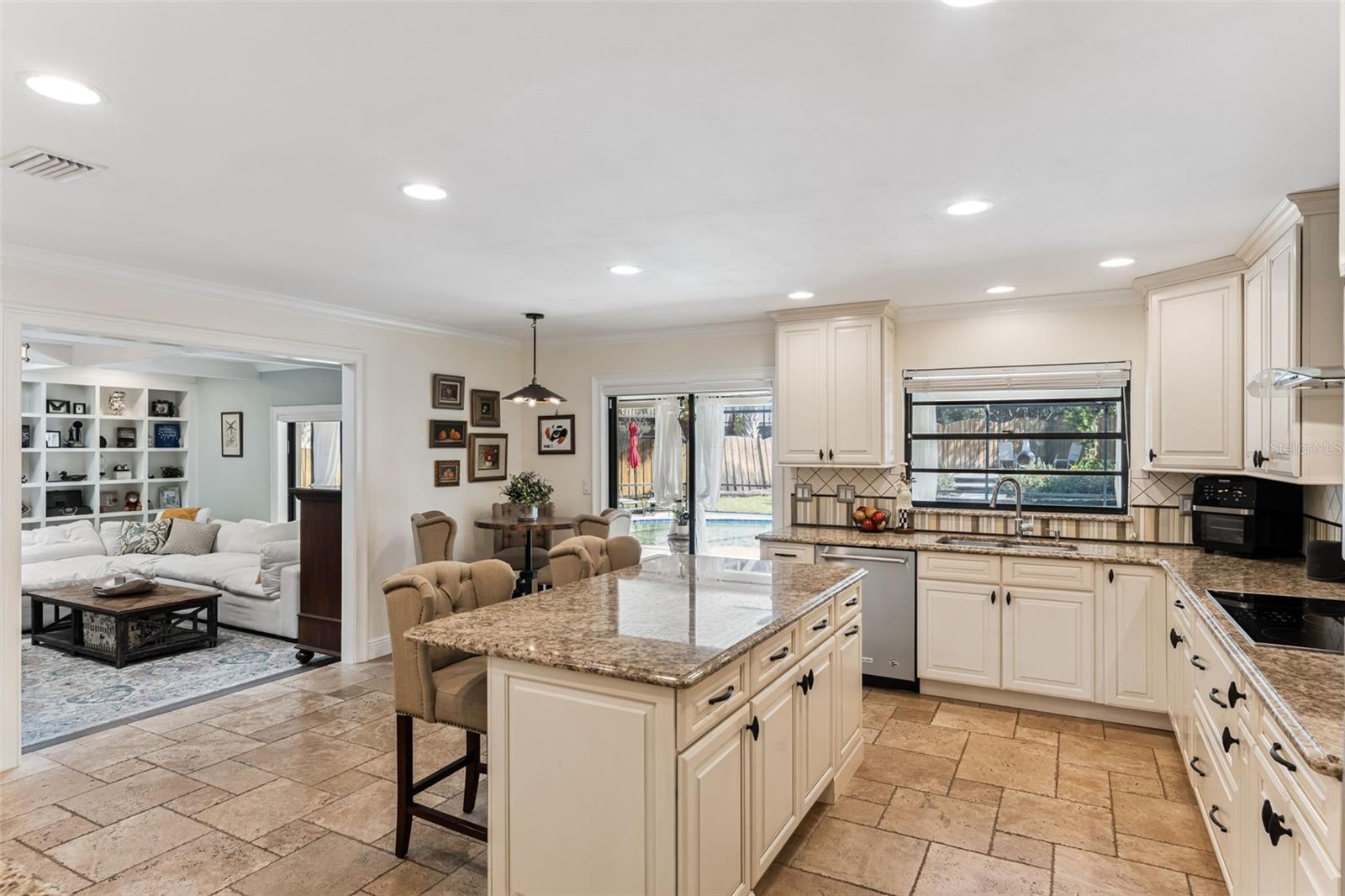 Image 11 of 30 For 478 Wild Oak Circle