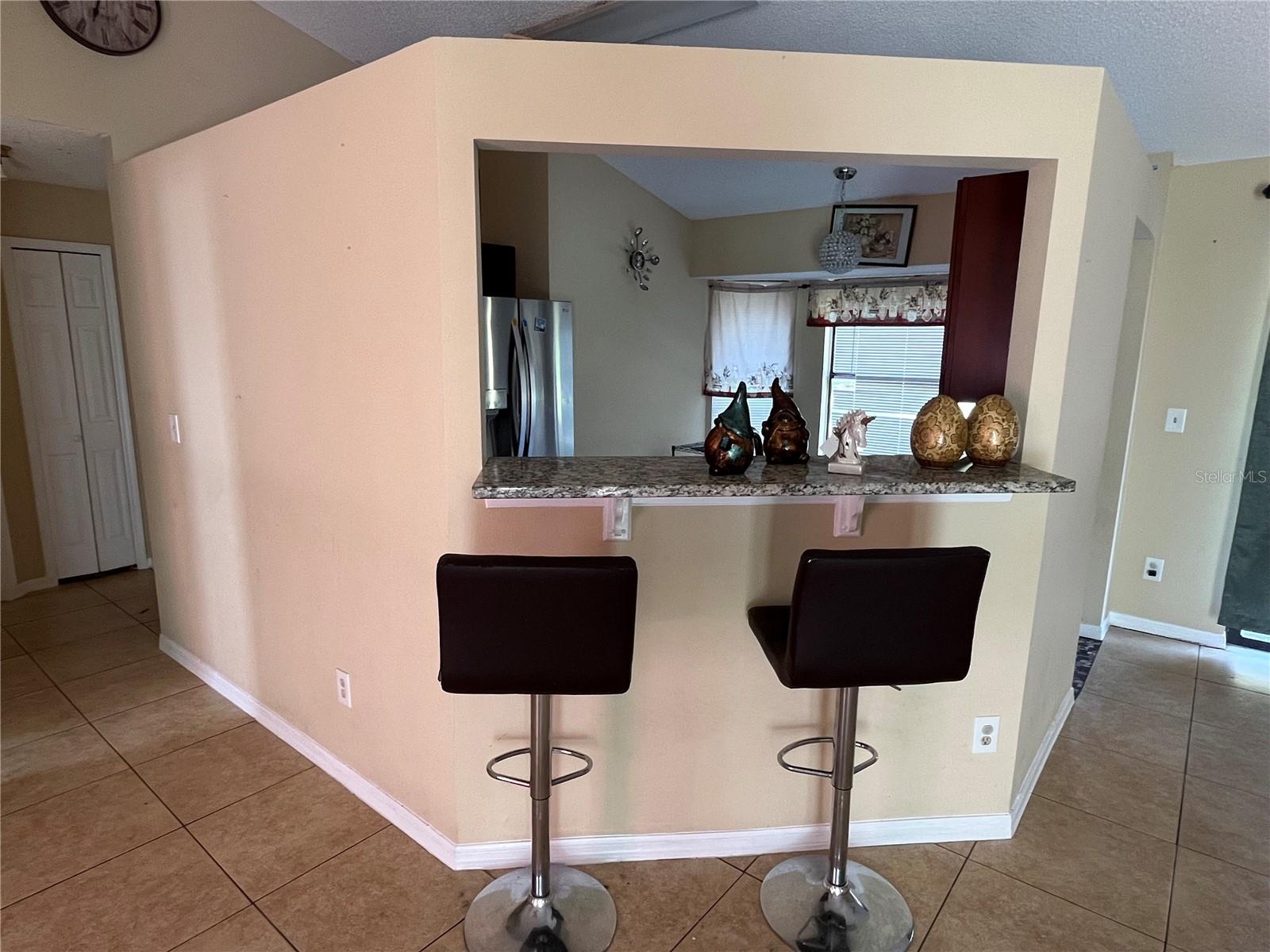 Image 22 of 36 For 1806 Peakview Court