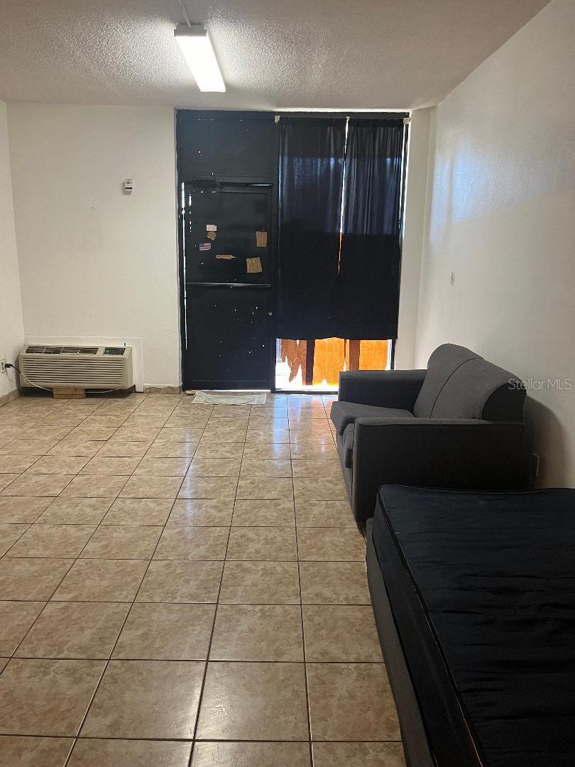 Image 6 of 13 For 8421 Orange Blossom Trail 254