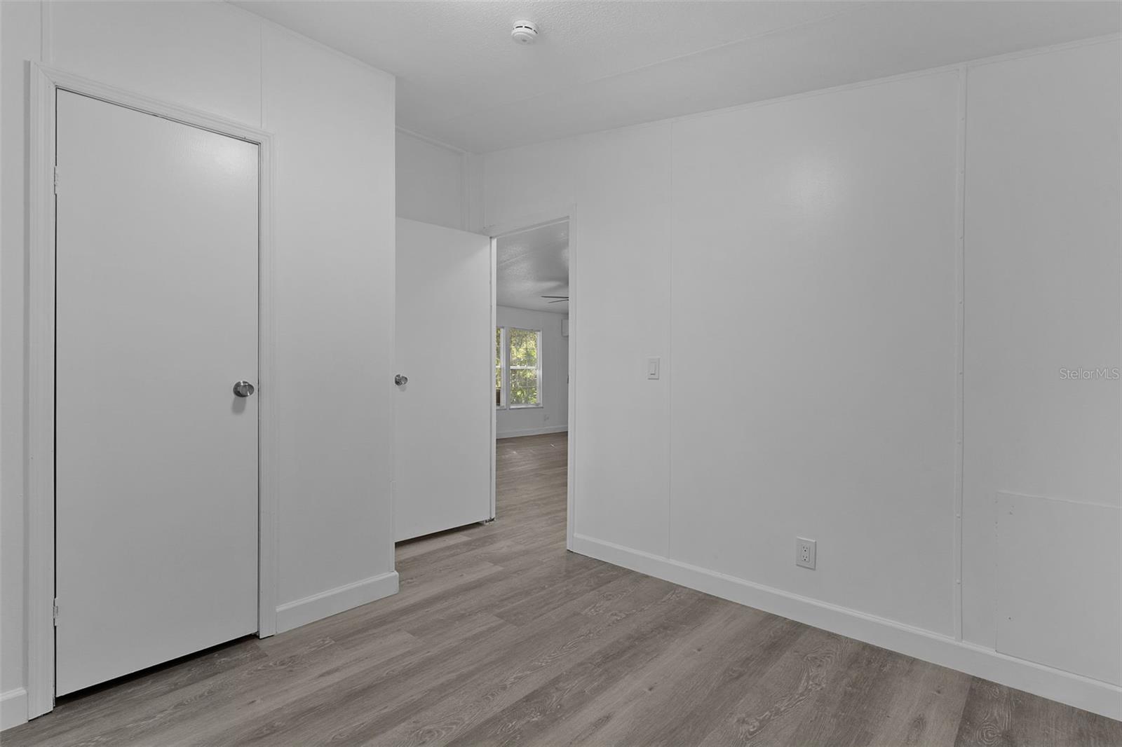 Image 24 of 47 For 16900 134th Avenue Road