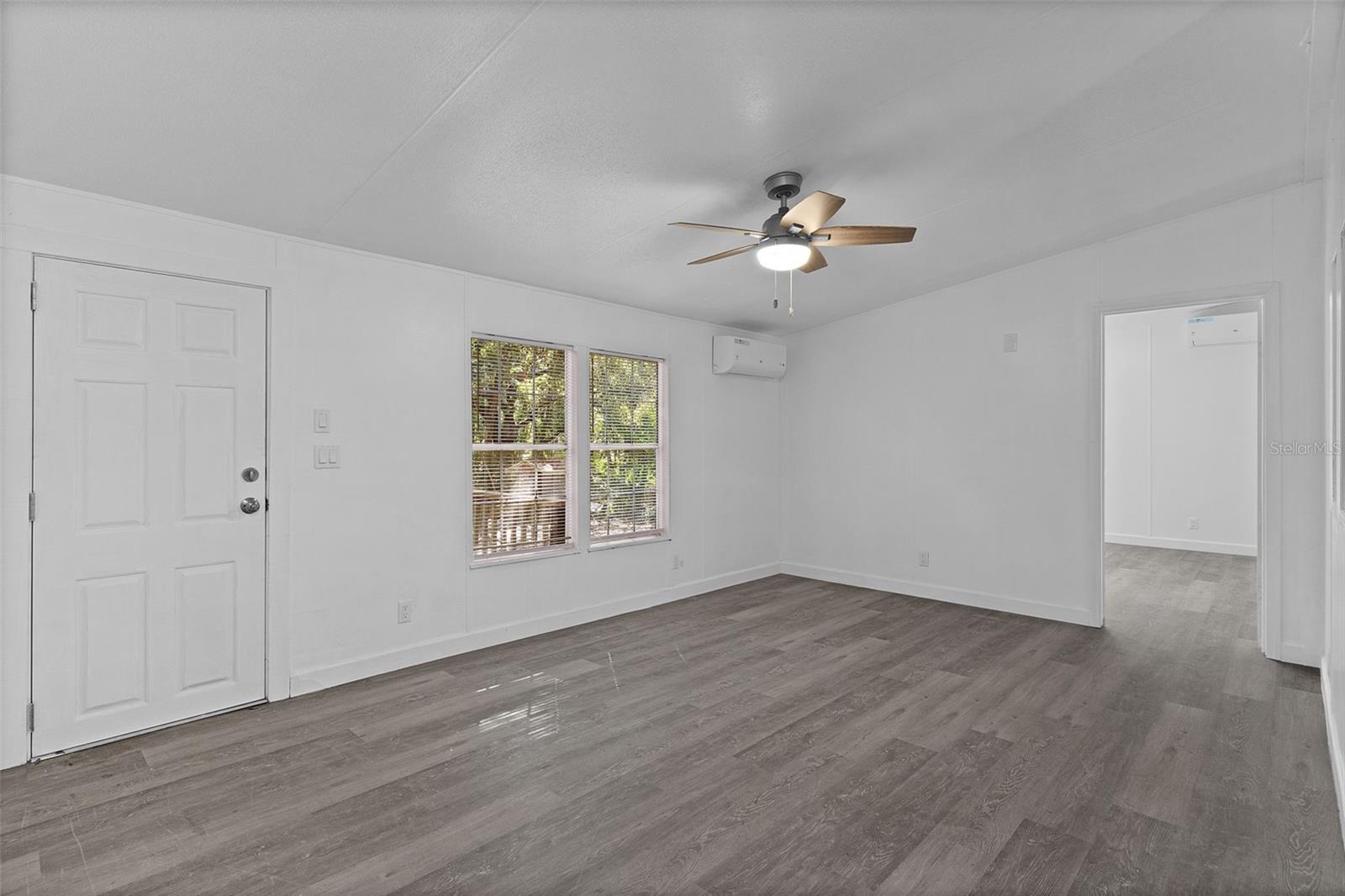 Image 30 of 47 For 16900 134th Avenue Road