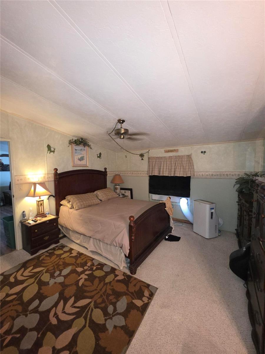 Image 11 of 17 For 16910 Camille Street