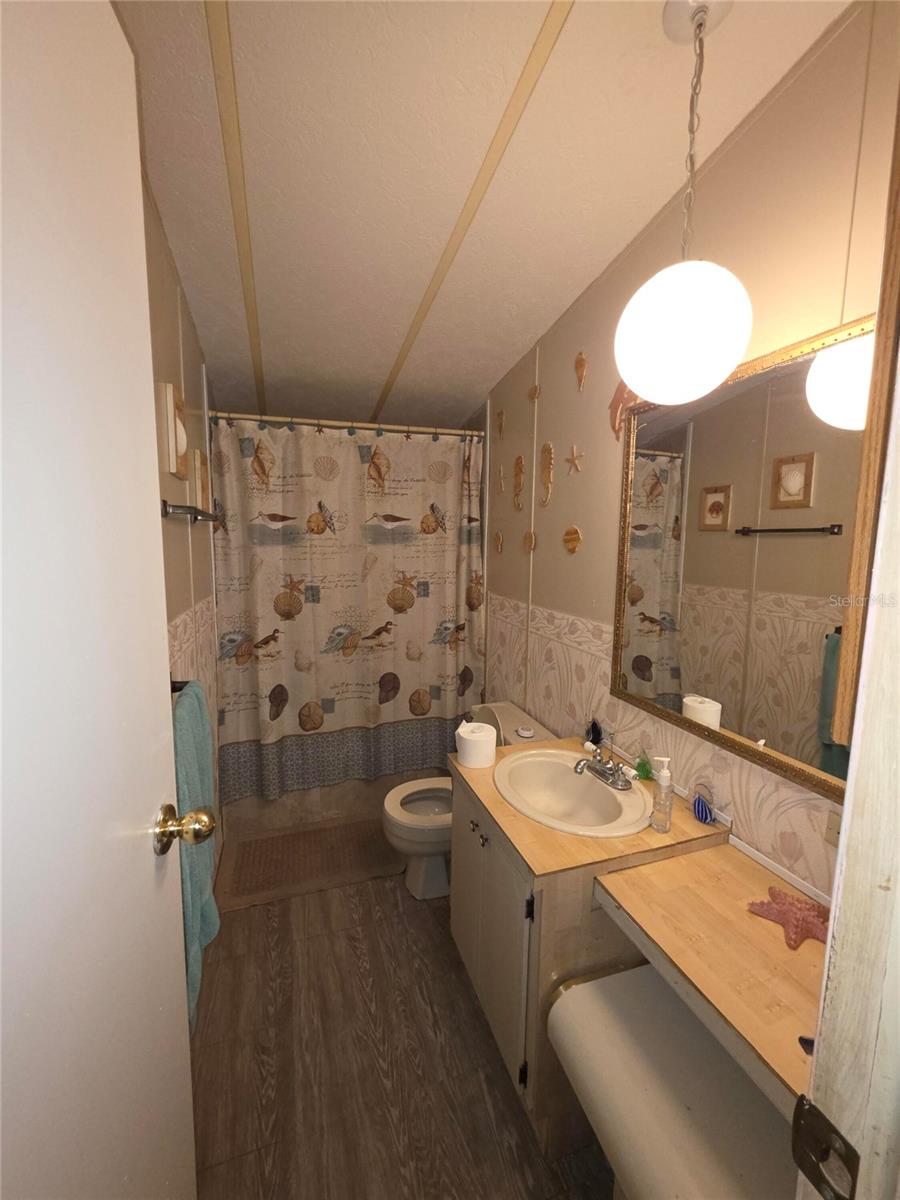 Image 13 of 17 For 16910 Camille Street