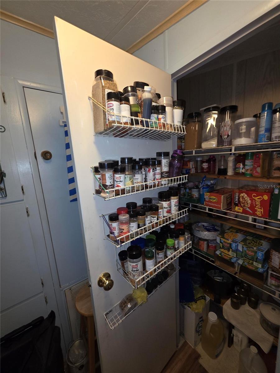 Image 7 of 17 For 16910 Camille Street