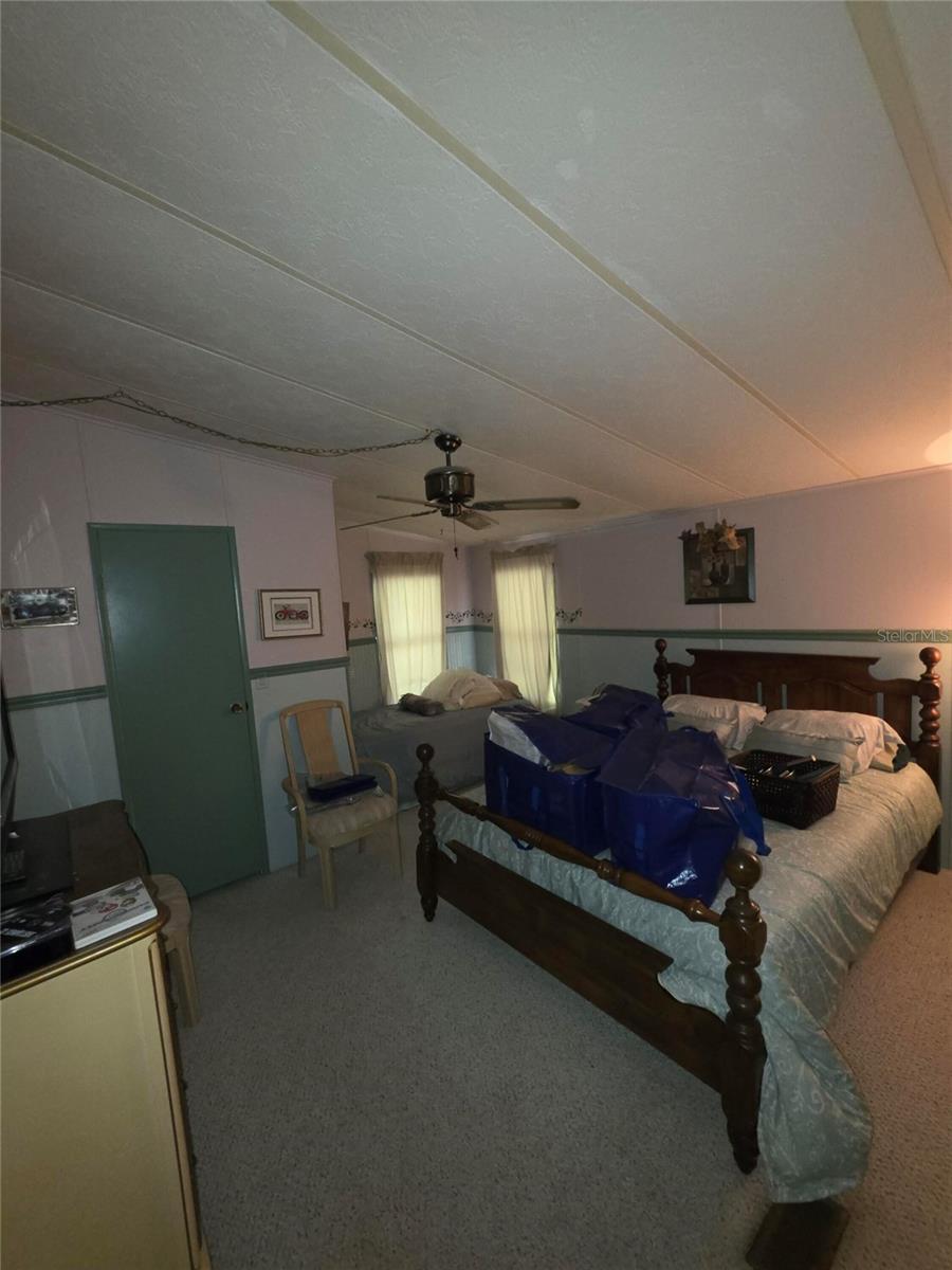 Image 9 of 17 For 16910 Camille Street