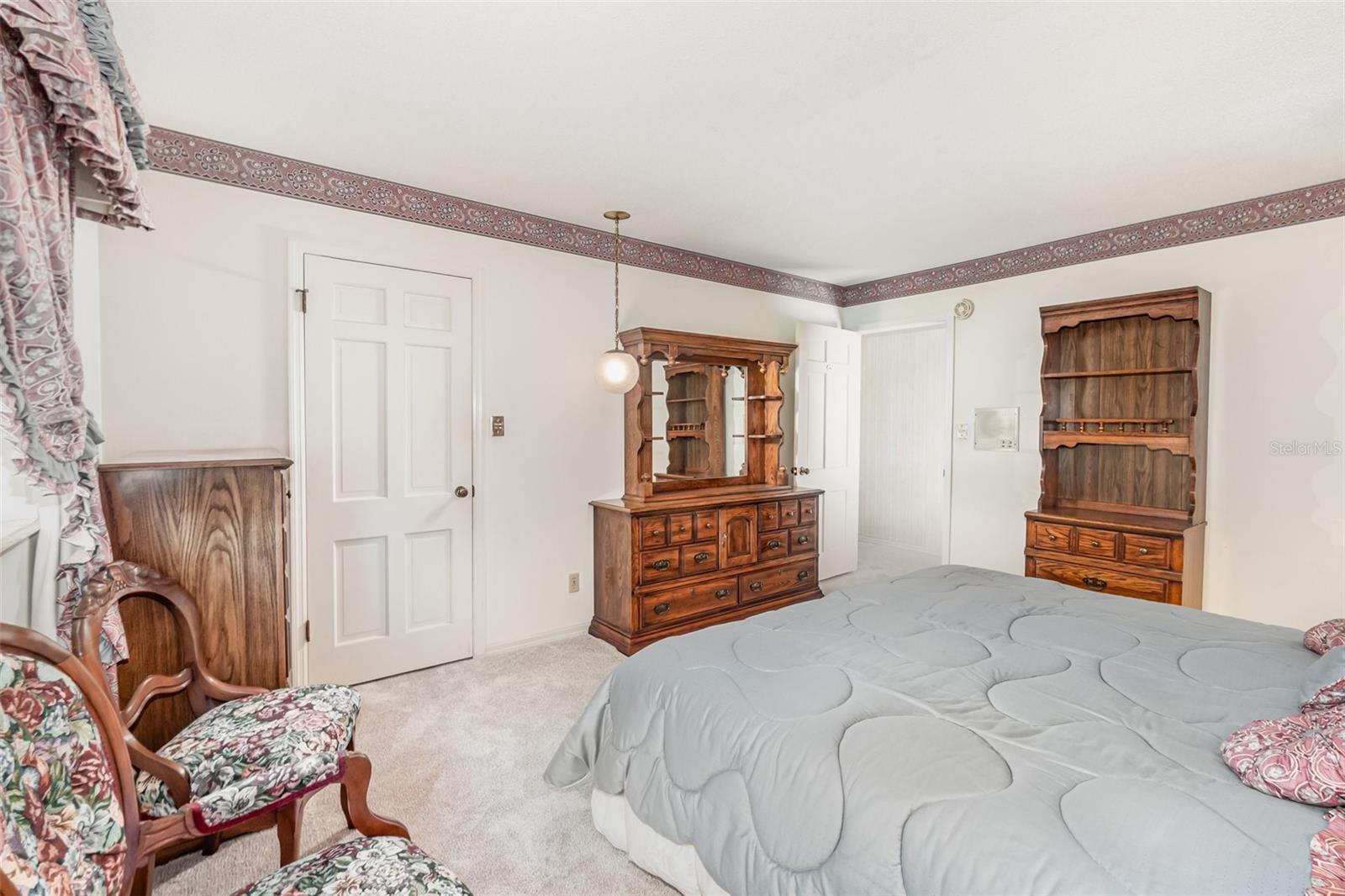 Image 31 of 42 For 300 Idyllwilde Drive