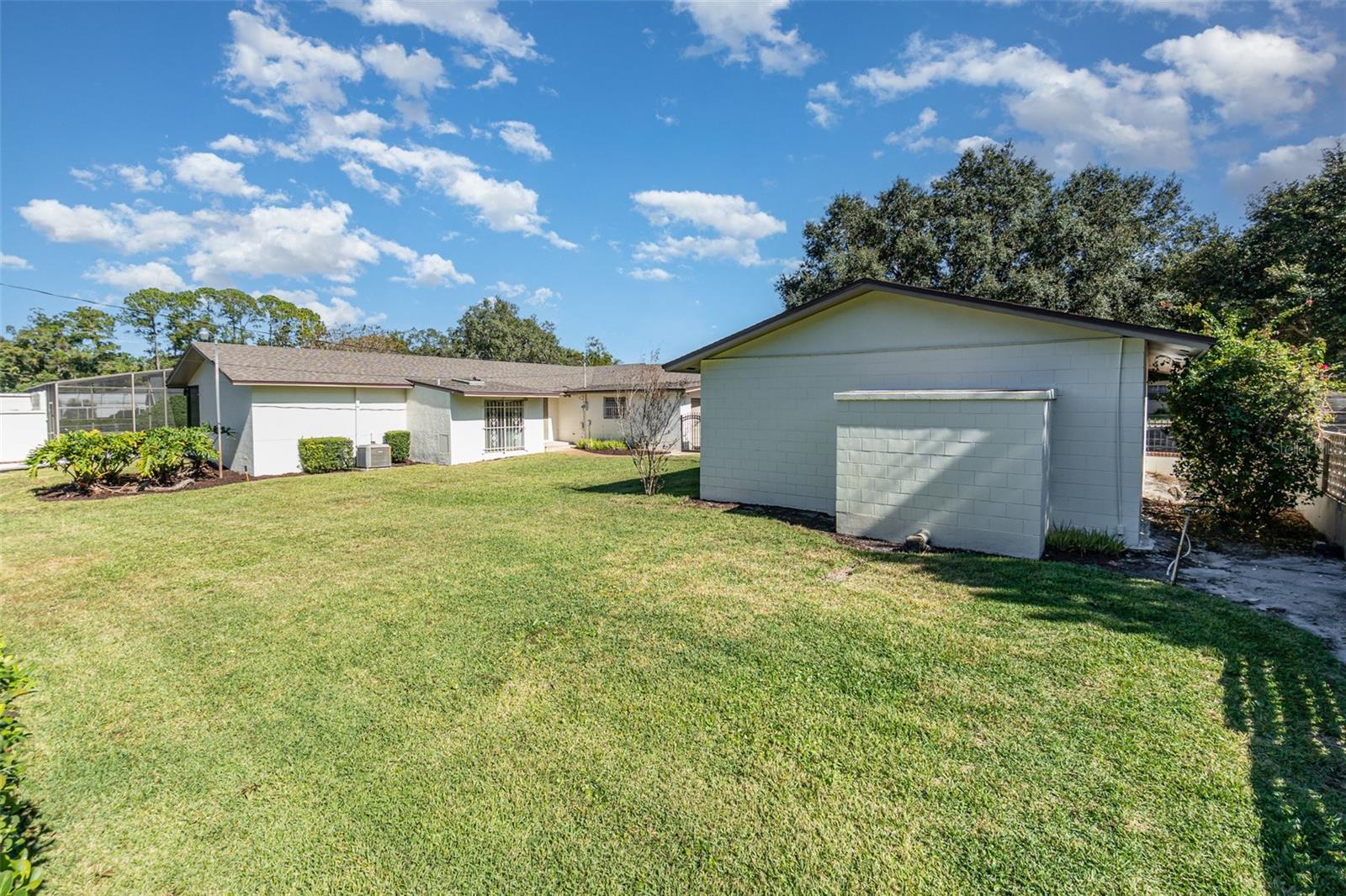 Image 39 of 42 For 300 Idyllwilde Drive