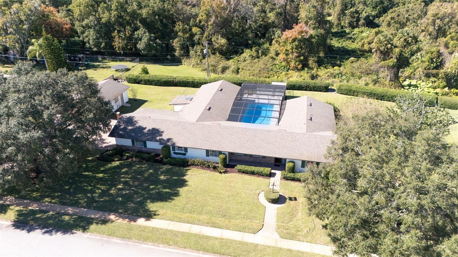 Image 4 of 42 For 300 Idyllwilde Drive