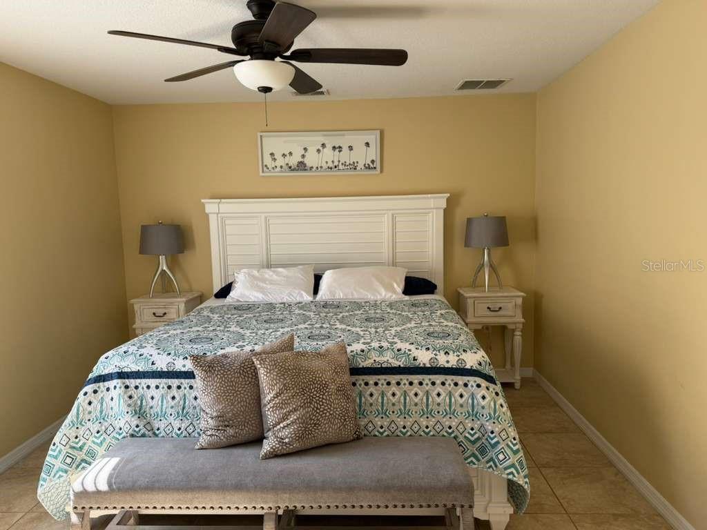 Image 15 of 17 For 328 Robin Road