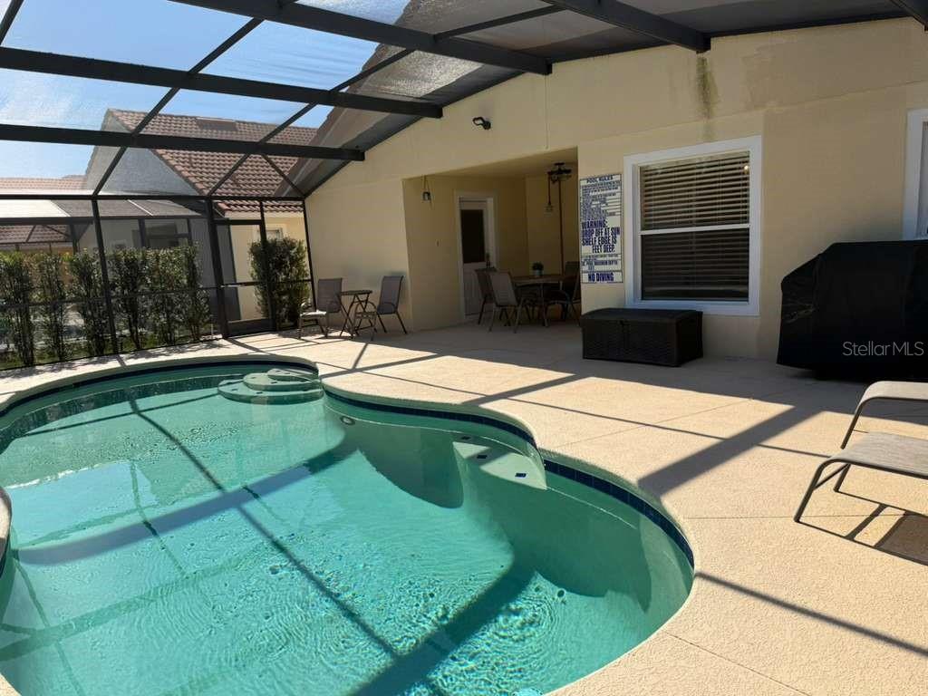 Image 17 of 17 For 328 Robin Road