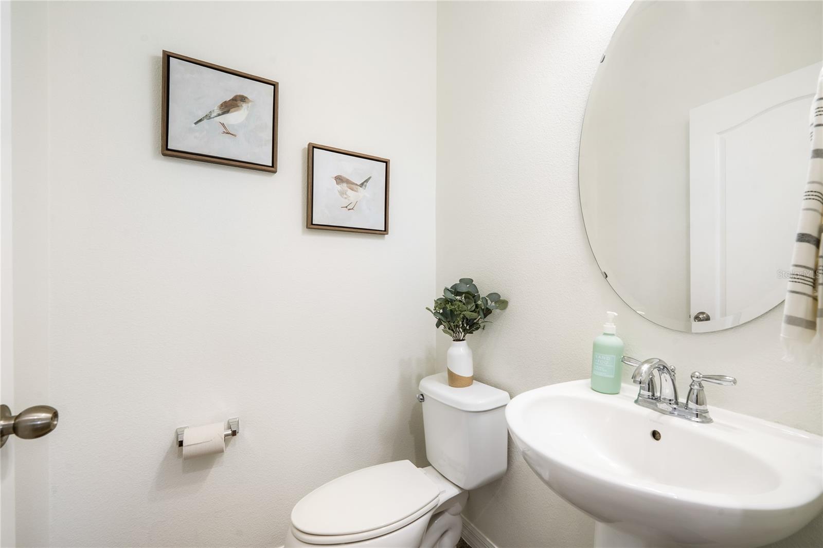 Image 14 of 41 For 955 Belles Ferry Loop