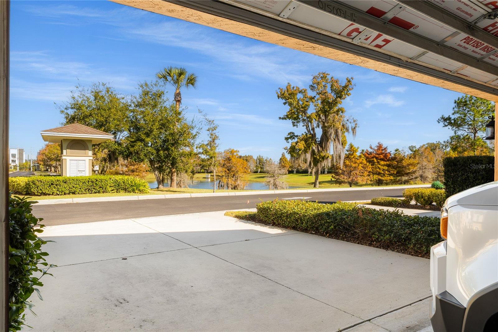 Image 37 of 41 For 955 Belles Ferry Loop