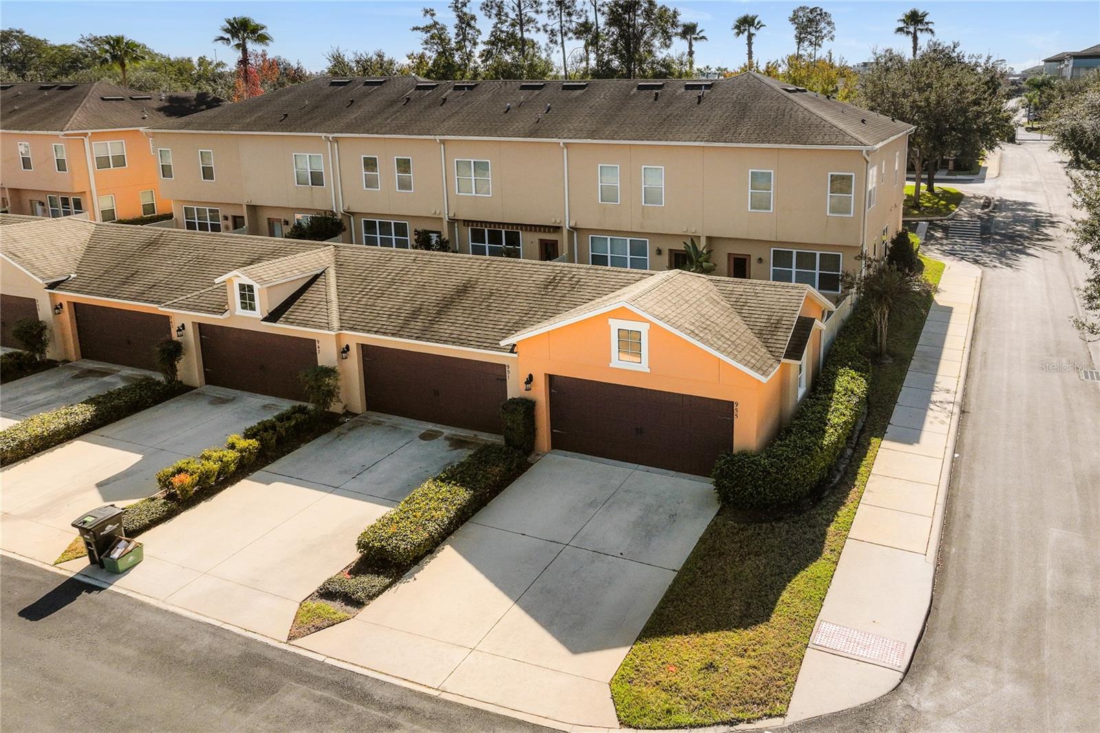 Image 38 of 41 For 955 Belles Ferry Loop