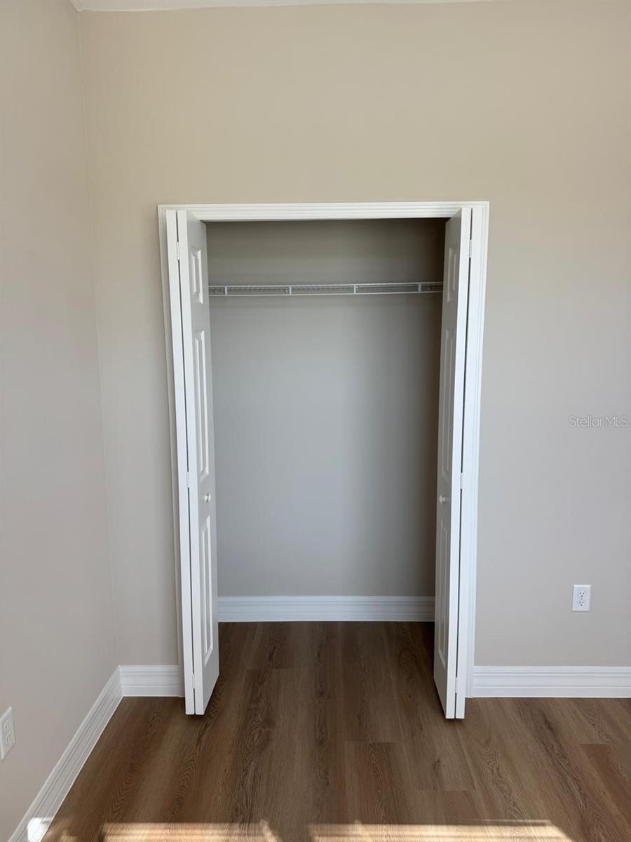 Image 19 of 25 For 2585 154th Lane