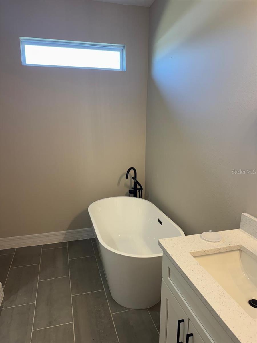 Image 24 of 25 For 2585 154th Lane