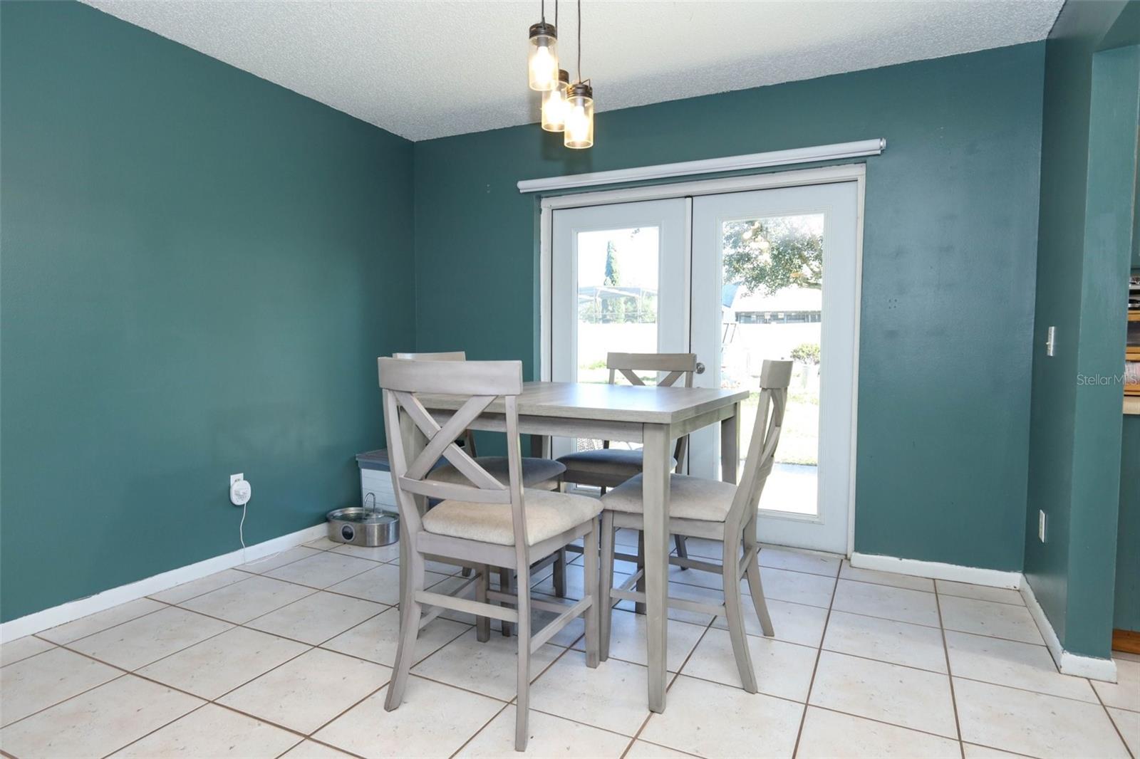 Image 10 of 33 For 1220 Dandelion Drive