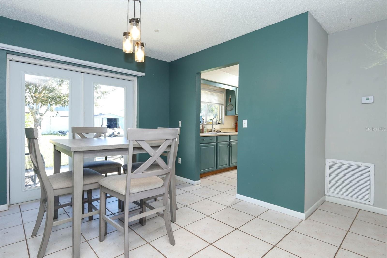 Image 11 of 33 For 1220 Dandelion Drive