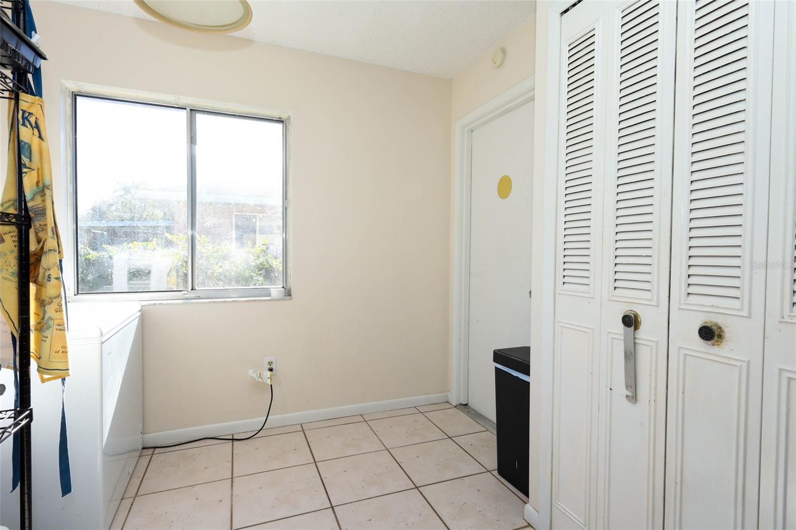 Image 17 of 33 For 1220 Dandelion Drive