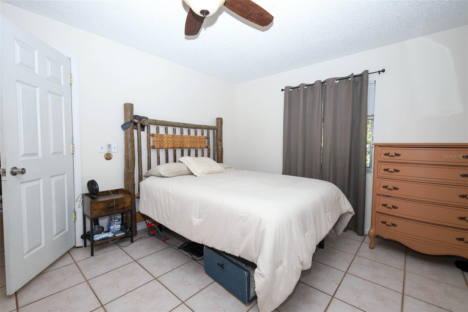 Image 19 of 33 For 1220 Dandelion Drive