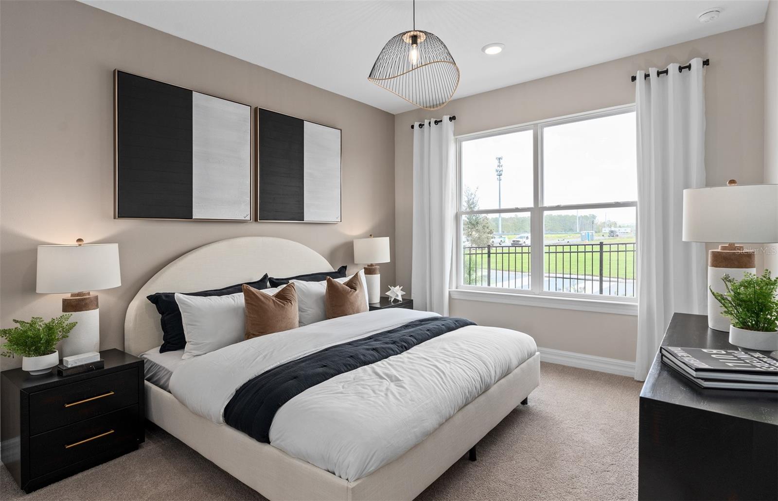 Image 29 of 43 For 9944 Leafy Oak Street