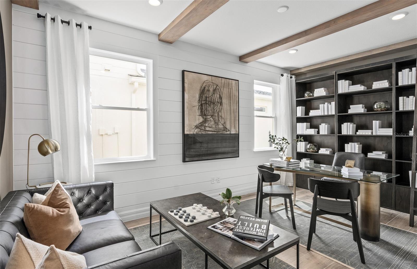 Image 6 of 43 For 9944 Leafy Oak Street