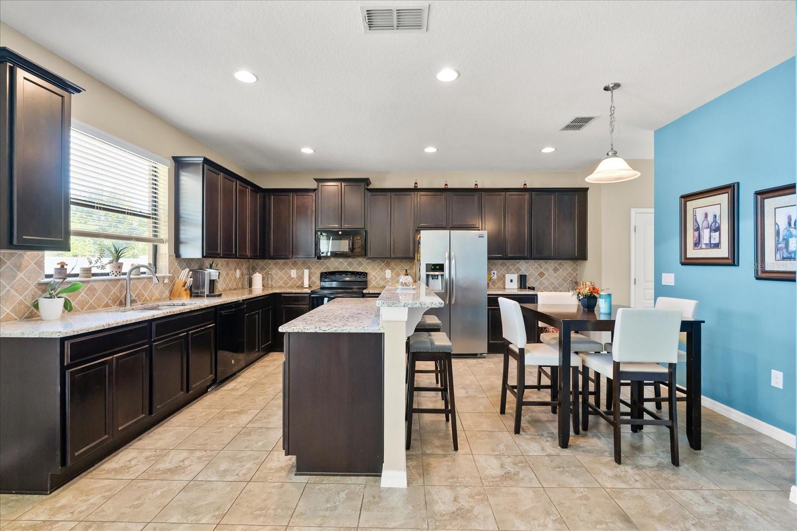 Image 14 of 38 For 919 La Terraza Lane