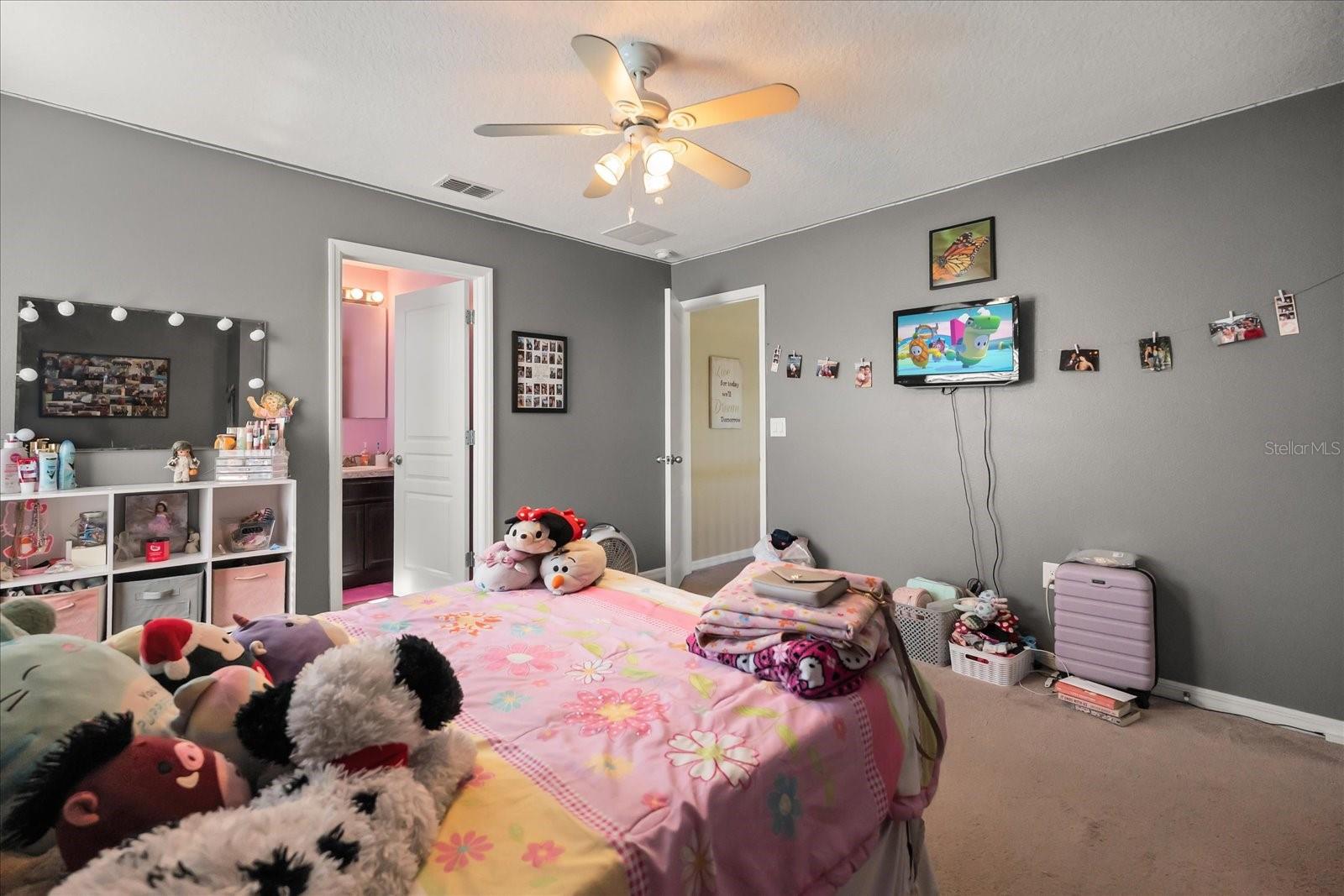 Image 21 of 38 For 919 La Terraza Lane