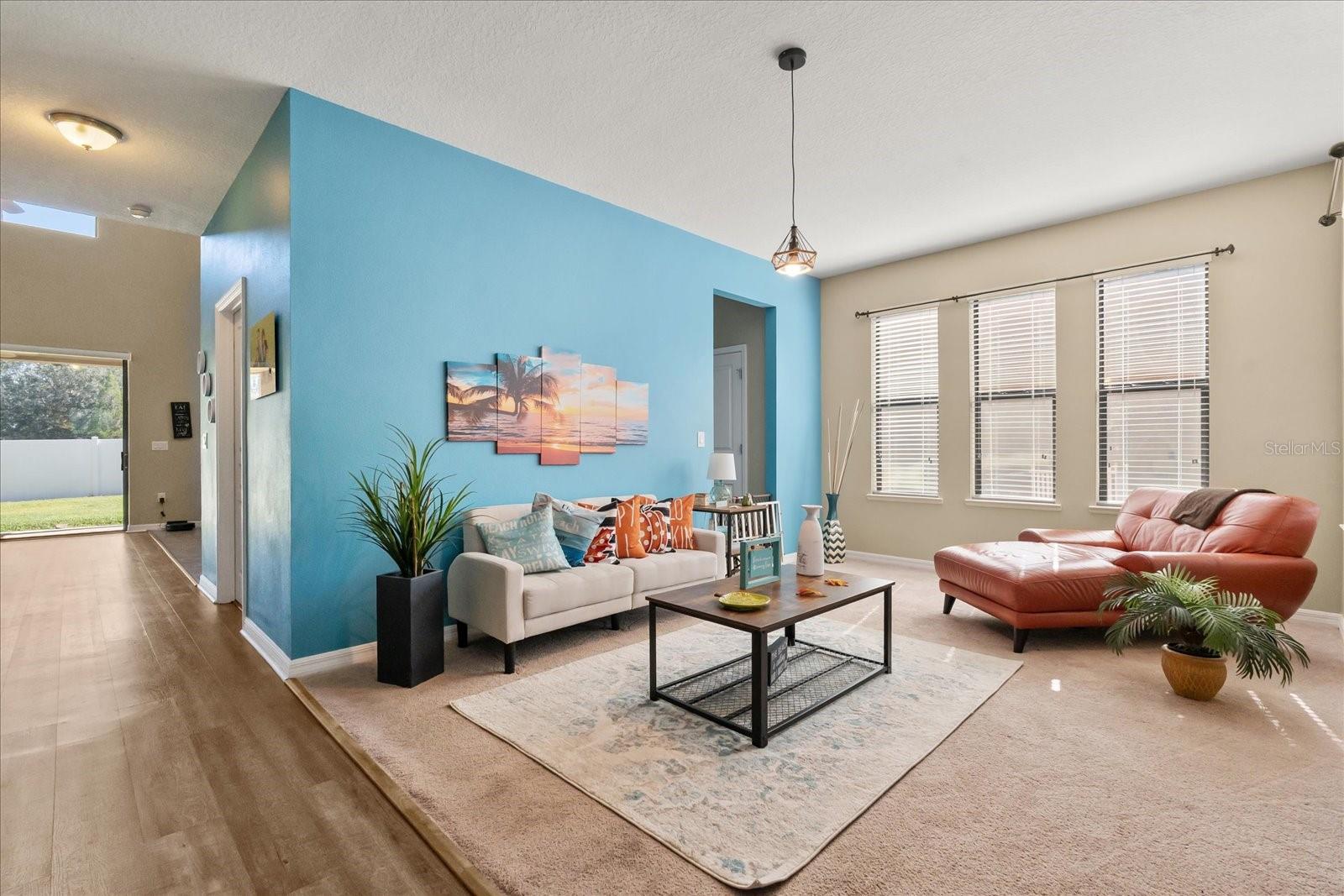 Image 6 of 38 For 919 La Terraza Lane