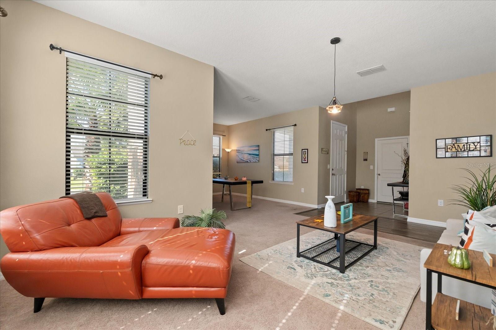 Image 7 of 38 For 919 La Terraza Lane