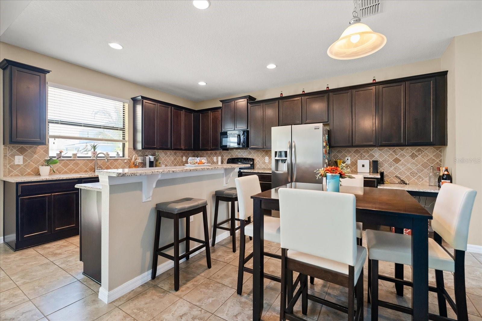 Image 9 of 38 For 919 La Terraza Lane