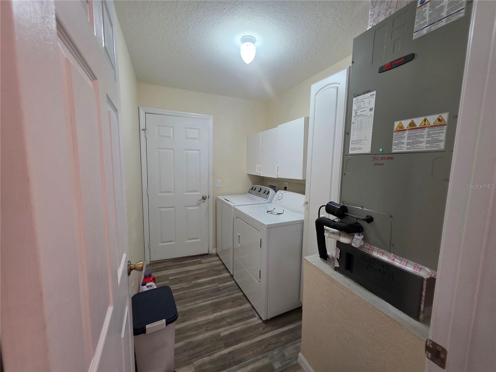 Image 18 of 30 For 6058 98th Loop