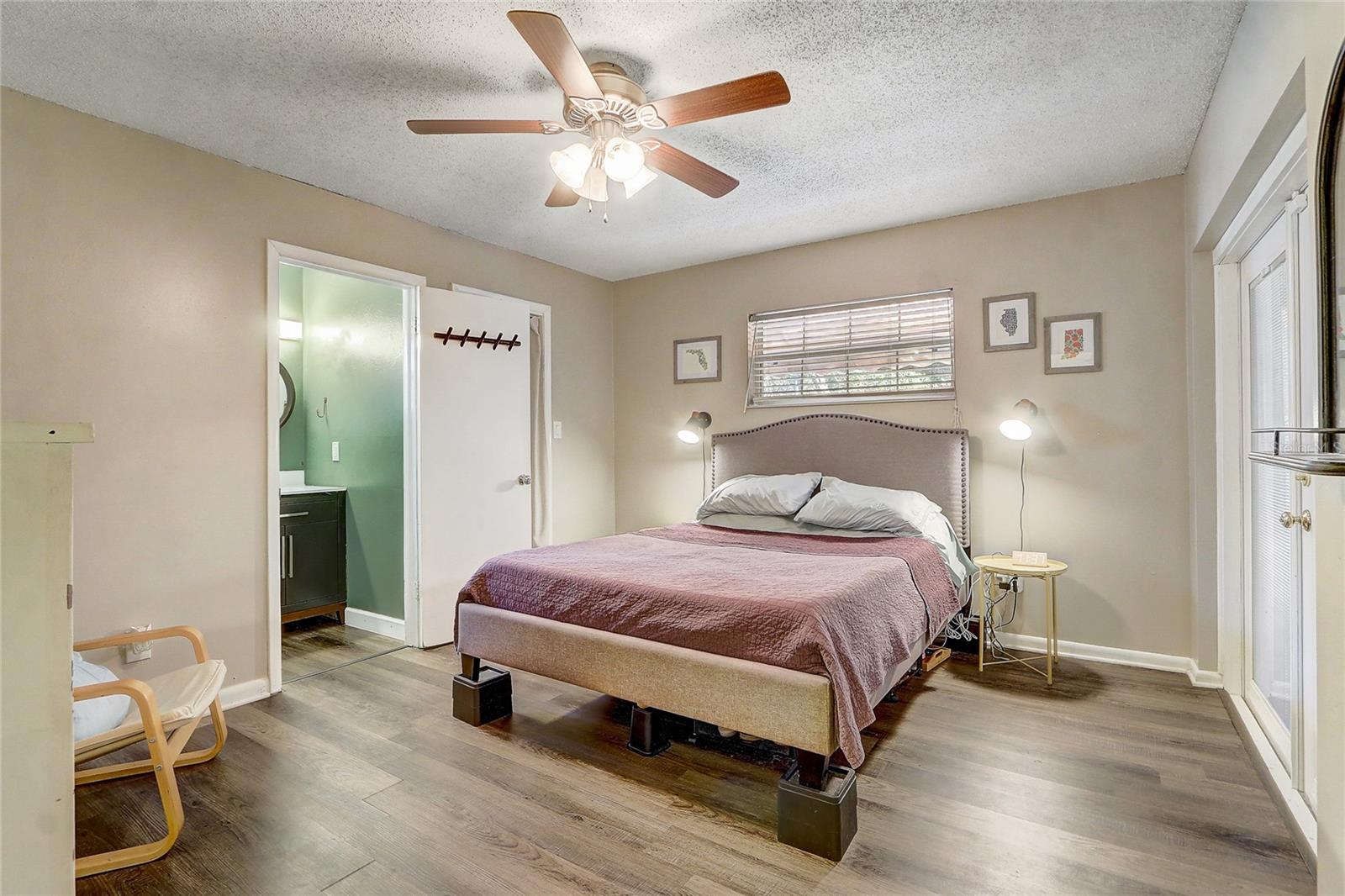 Image 10 of 25 For 3083 Crane Strand Drive