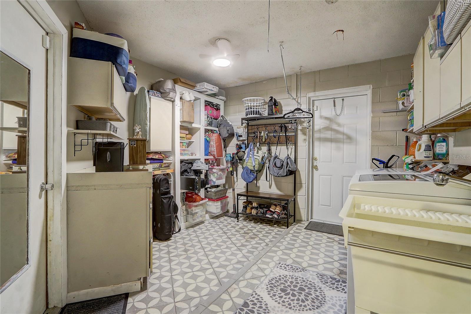 Image 16 of 25 For 3083 Crane Strand Drive