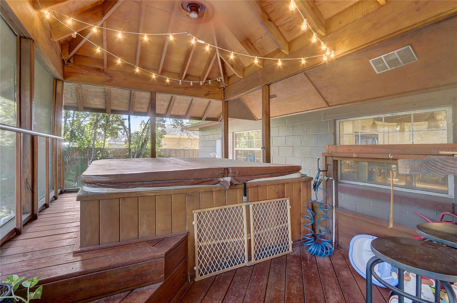 Image 18 of 25 For 3083 Crane Strand Drive