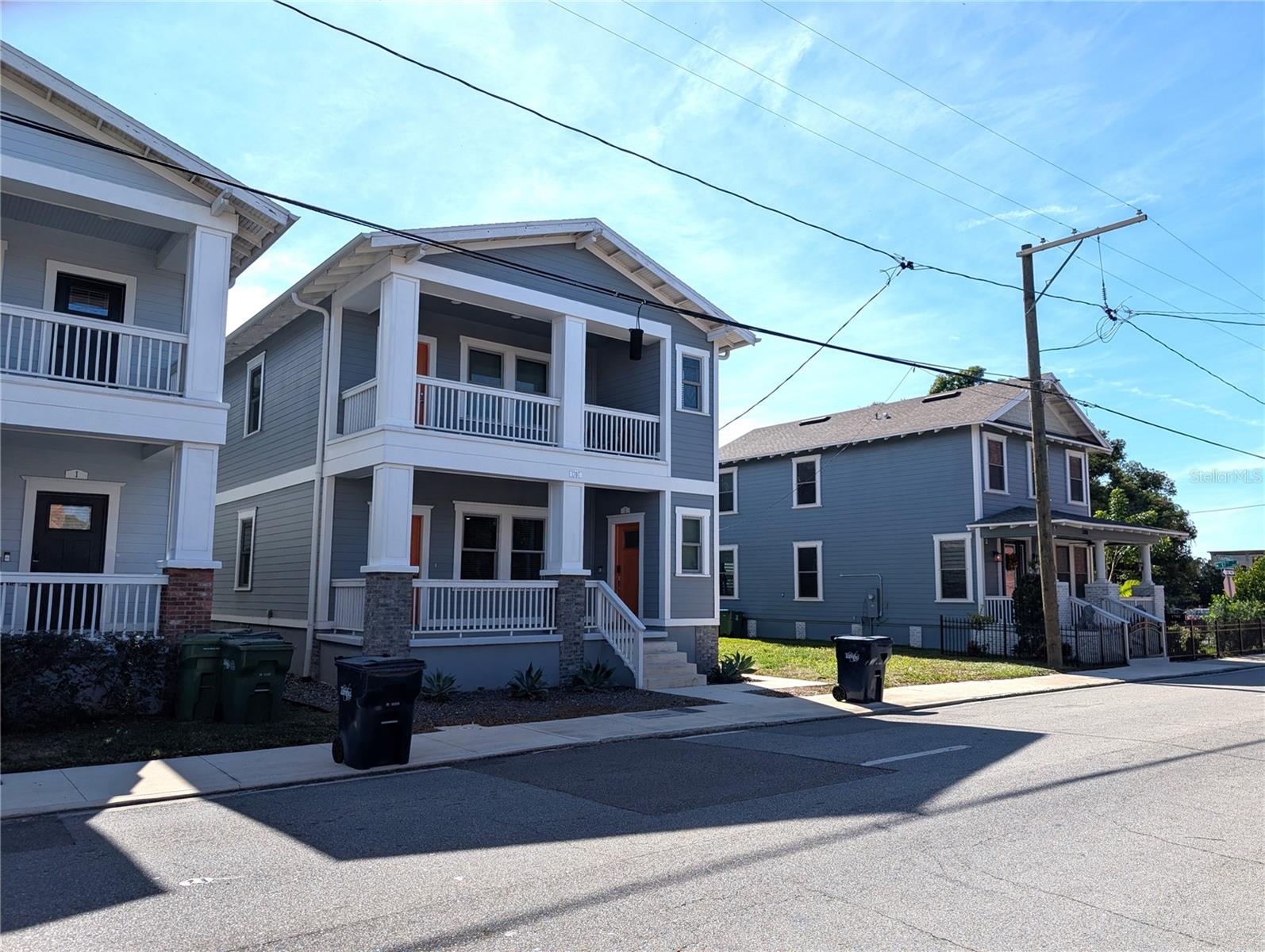 Image 2 of 16 For 1707 Columbus Drive 1