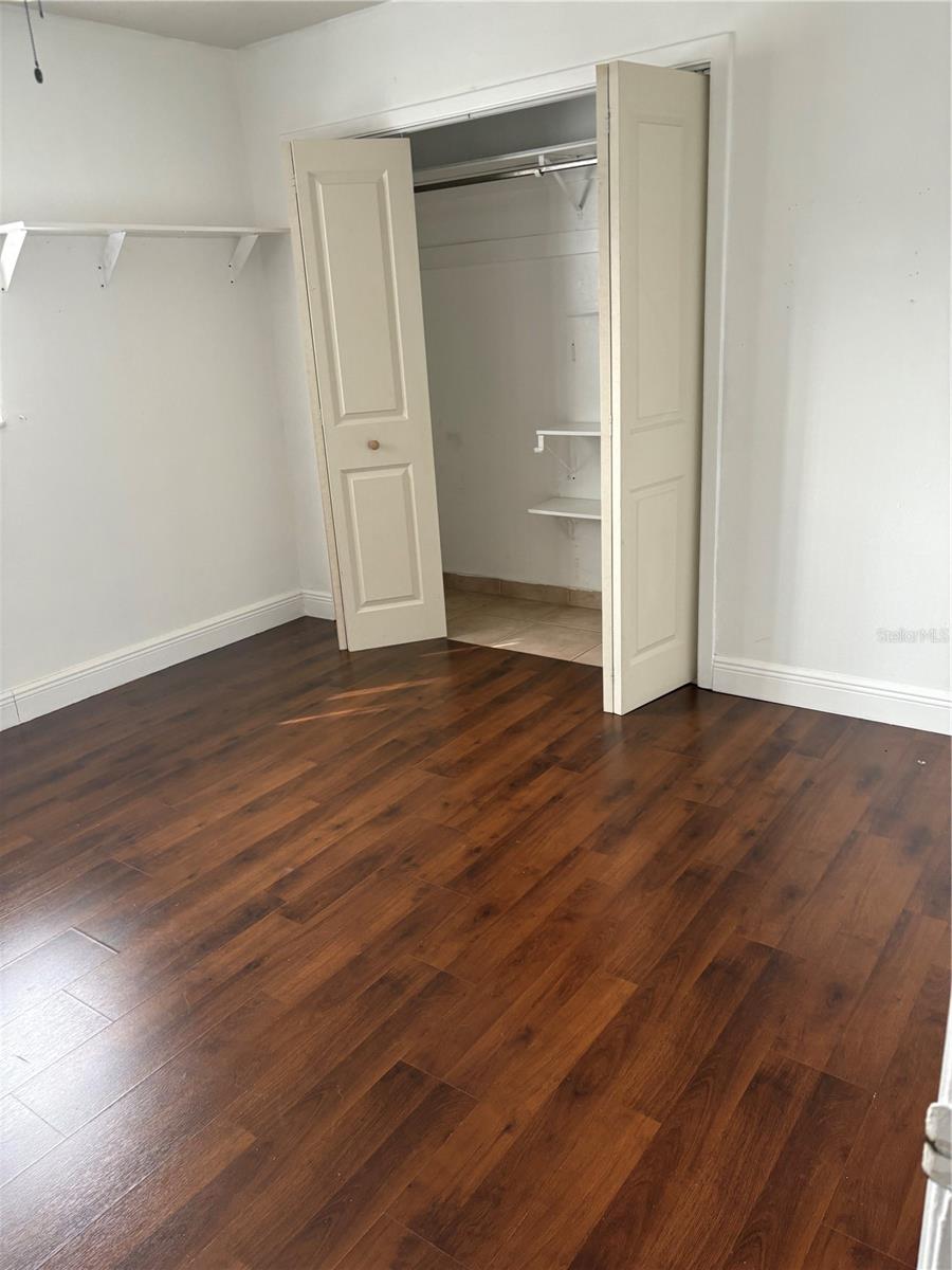 Image 6 of 13 For 5505 Hernandes Drive 116